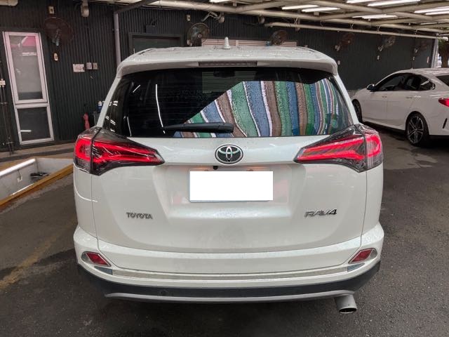 2018 TOYOTA RAV4 2.0L 9.2萬公里 豪華版 NT$400,000 PT0974  第8張相片