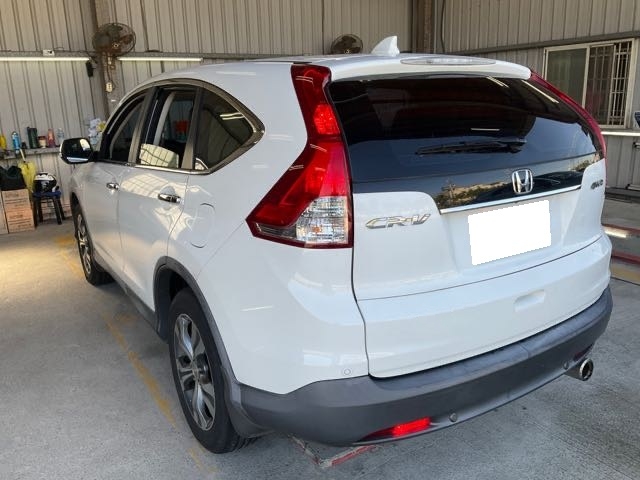 2013 HONDA CR-V 2.4L(2.0的稅金)14.6萬公里 有天窗 NT$180,000 LINE:PT0974  第2張相片