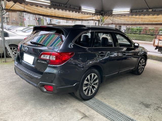 2015 SUBARU 深灰色OUTBACK 2.5L 7.7萬公里 I-S版 4WD 天窗 NT$180,000 LINE:PT0974  第7張相片