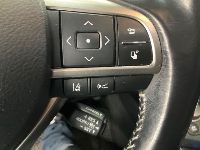 2015 Lexus es300h 豪華版 2.5l 油電 13.5萬公里 大電池健康 NT$420,000 有第三方認證，無待修、無泡水、無事故、三大保固  LINE:PT0974  #汽車#中古車#新車#原廠#代理商#貿易商#新古車  第10張相片