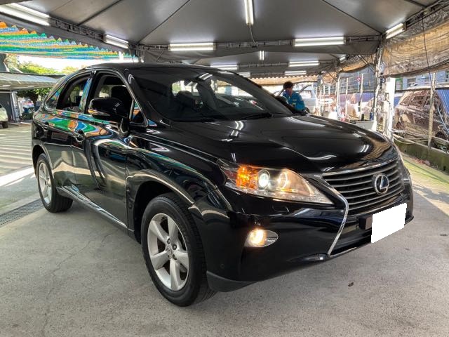 2014 LEXUS RX270 頂級版 2.7L 11.9萬公里 NT$320,000 有第三方認證，無待修、無泡水、無事故、三大保固  LINE:PT0974  #汽車#中古車#新車#原廠#代理商#貿易商#新古車#買車#賣車#五股#新北  第1張相片