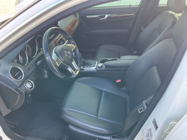 2012 BENZ C250 1.8L 13.1萬公里 NT$180,000 有第三方認證，無待修、無泡水、無事故、三大保固  LINE:PT0974  #汽車#中古車#新車#原廠#代理商#貿易商#新古車#買車#賣車#五股#新北市#台北市  第4張相片