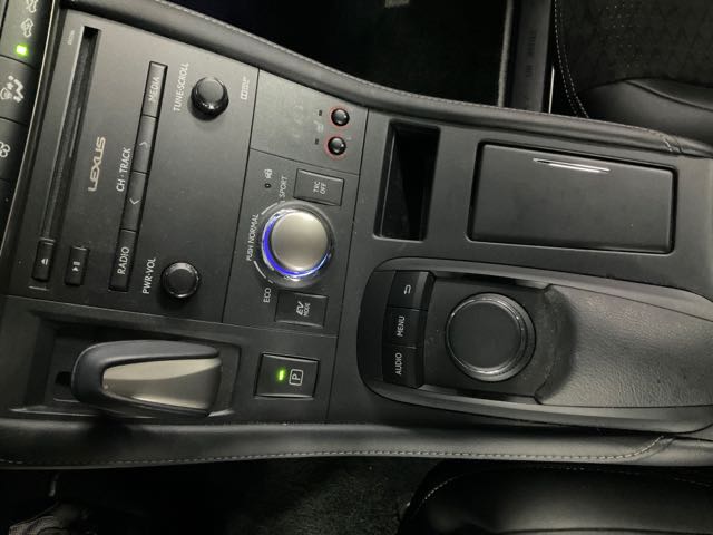 2015 LEXUS CT200H 1.8L 2.9萬公里 F-SPORT 電池健康 NT$450,000 有第三方認證，無待修、無泡水、無事故、三大保固  LINE:PT0974  #汽車#中古車#新車#原廠#代理商#貿易商#新古車#買車  第8張相片