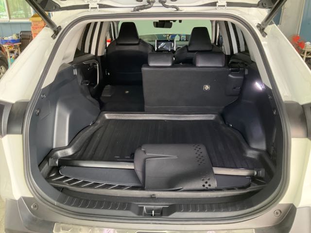 2021 Toyota rav4 2.0l 躍野冒險版4wd 5.8萬公里 NT$720,000 有第三方認證，無待修、無泡水、無事故、三大保固  LINE:PT0974  #汽車#中古車#新車#原廠#代理商#貿易商#新古車#買車#賣車  第8張相片