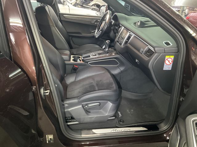 2014 PORSCHE MACAN 2.0L 7.5萬公里 總代理 無天窗 NT$750,000  第7張相片