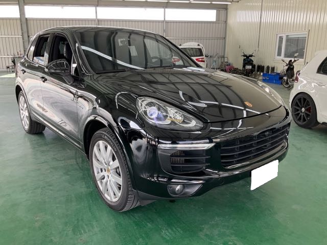 2016 Porsche cayenne 3.0l 柴油 10.7萬公里 總代理 NT$970,000  有第三方認證，無待修、無泡水、無事故、三大保固  LINE:PT0974  #汽車#中古車#新車#原廠#代理商#貿易商#新古車#買車  第1張相片