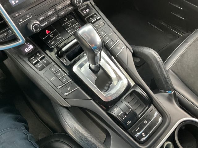 2016 Porsche cayenne 3.0l 柴油 10.7萬公里 總代理 NT$970,000  有第三方認證，無待修、無泡水、無事故、三大保固  LINE:PT0974  #汽車#中古車#新車#原廠#代理商#貿易商#新古車#買車  第7張相片