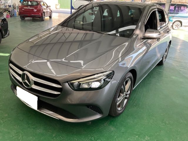 2019 BENZ B180 深灰 1.3L 4萬公里 NT$750,000 有第三方認證，無待修、無泡水、無事故、三大保固  LINE:PT0974  #汽車#中古車#新車#原廠#代理商#貿易商#新古車#買車#賣車#五股#新北市#台北市  第1張相片