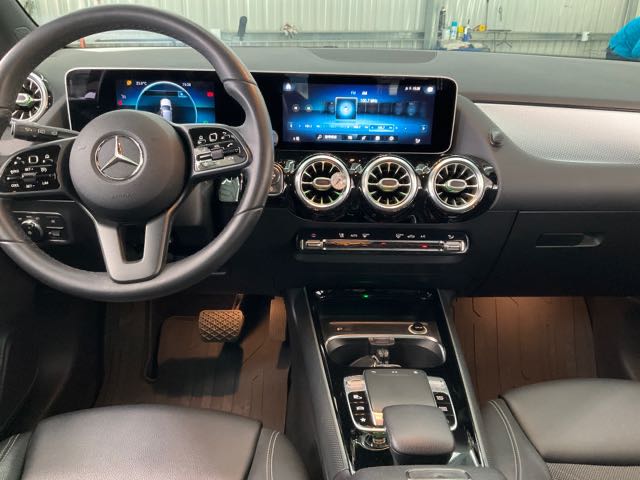 2019 BENZ B180 深灰 1.3L 4萬公里 NT$750,000 有第三方認證，無待修、無泡水、無事故、三大保固  LINE:PT0974  #汽車#中古車#新車#原廠#代理商#貿易商#新古車#買車#賣車#五股#新北市#台北市  第2張相片
