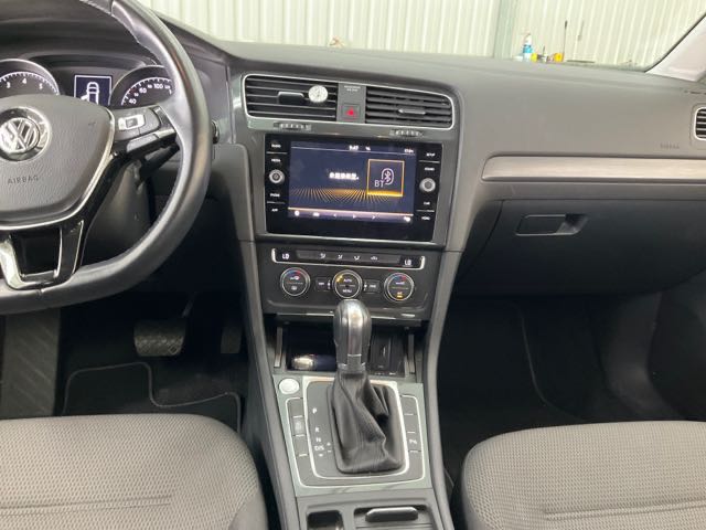 2019 福斯 GOLF 280TSI 1.4L 6.3萬公里 NT$400,000 有第三方認證，無待修、無泡水、無事故、三大保固  LINE:PT0974  #汽車#中古車#新車#原廠#代理商#貿易商#新古車#買車#賣車#五股#新北市  第2張相片