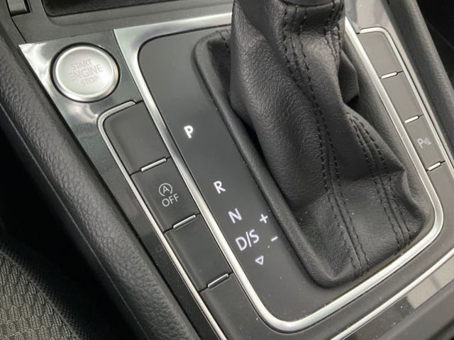 2019 福斯 GOLF 280TSI 1.4L 6.3萬公里 NT$400,000 有第三方認證，無待修、無泡水、無事故、三大保固  LINE:PT0974  #汽車#中古車#新車#原廠#代理商#貿易商#新古車#買車#賣車#五股#新北市  第6張相片