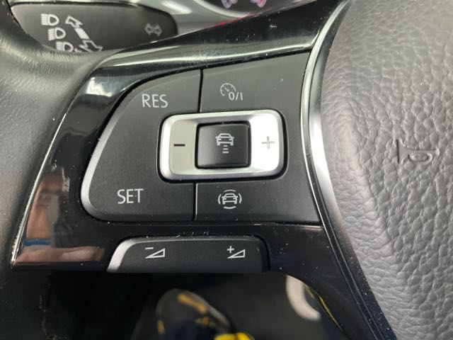 2019 福斯 GOLF 280TSI 1.4L 6.3萬公里 NT$400,000 有第三方認證，無待修、無泡水、無事故、三大保固  LINE:PT0974  #汽車#中古車#新車#原廠#代理商#貿易商#新古車#買車#賣車#五股#新北市  第8張相片