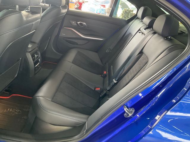 2019 BMW 320i 2.0l 1.2萬公里 NT$1,080,000 有第三方認證，無待修、無泡水、無事故、三大保固  LINE:PT0974  #汽車#中古車#新車#原廠#代理商#貿易商#新古車#買車#賣車#五股#新北市#台北市  第5張相片