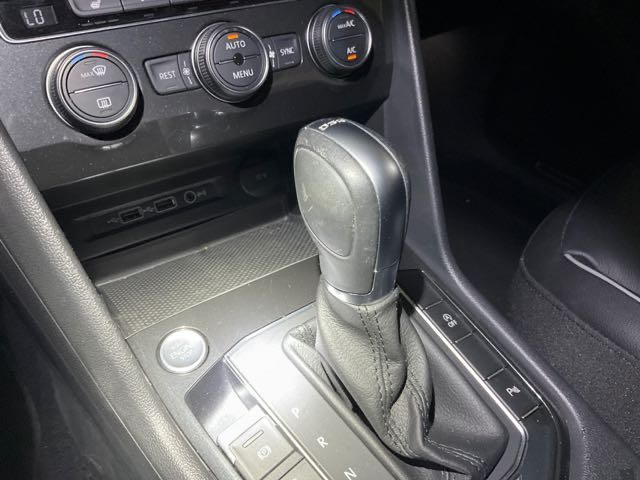 2017 福斯 tiguan 2.0l 4.1萬公里 4wd acc NT$490,000 有第三方認證，無待修、無泡水、無事故、三大保固  LINE:PT0974  #汽車#中古車#新車#原廠#代理商#貿易商#新古車#買車#賣車#五股  第7張相片