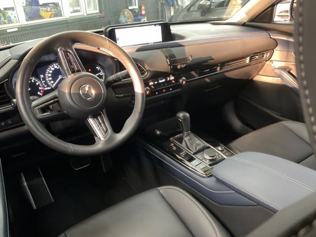 2020 MAZDA CX-30 2.0L 2.7萬公里 ACC NT$500,000 有第三方認證，無待修、無泡水、無事故、三大保固  LINE:PT0974  #汽車#中古車#新車#原廠#代理商#貿易商#新古車#買車#賣車#五股#新北市  第2張相片
