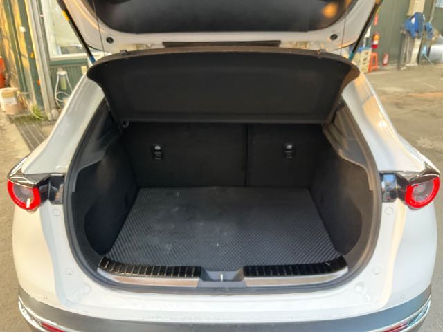 2020 MAZDA CX-30 2.0L 2.7萬公里 ACC NT$500,000 有第三方認證，無待修、無泡水、無事故、三大保固  LINE:PT0974  #汽車#中古車#新車#原廠#代理商#貿易商#新古車#買車#賣車#五股#新北市  第8張相片
