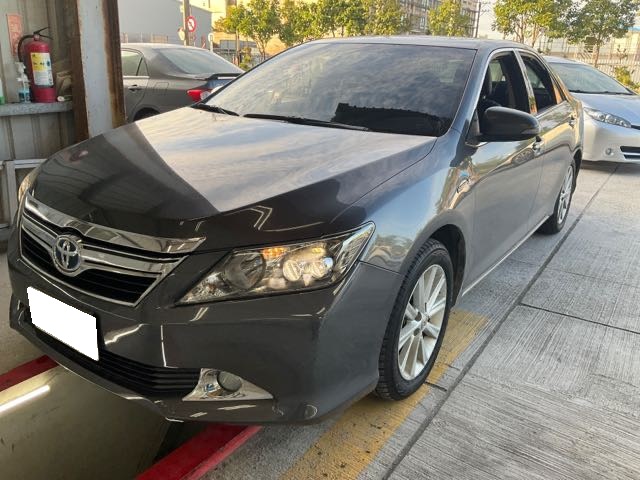 2014 Toyota camry油電 2.5l 8.3萬公里 v等級 NT$140,000  第2張相片