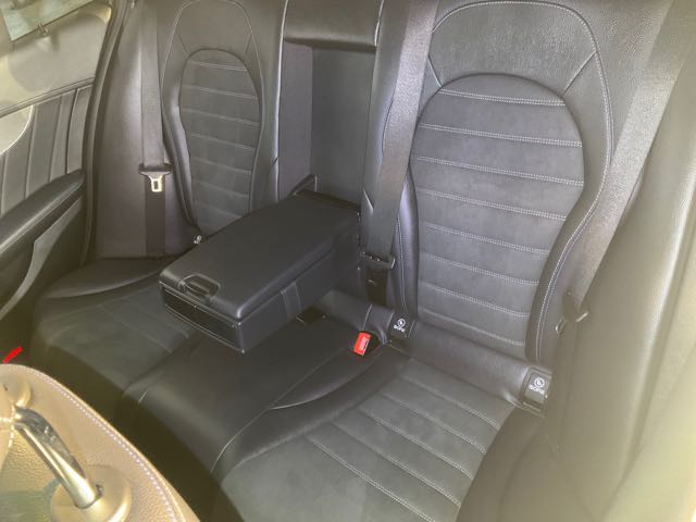 2021 BENZ C300 2.0L 4.6萬公里 夜色套件 ACC NT$1,140,000 有第三方認證，無待修、無泡水、無事故、三大保固  LINE:PT0974  #汽車#中古車#新車#原廠#代理商#貿易商#新古車#買車#賣車  第5張相片