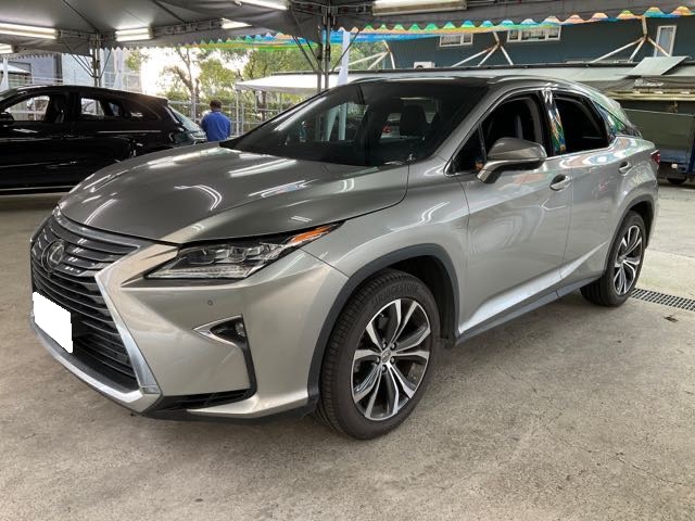 2016 LEXUS RX200T 2.0L 14萬公里 旗艦版 NT$740,000 有第三方認證，無待修、無泡水、無事故、三大保固  LINE:PT0974  #汽車#中古車#新車#原廠#代理商#貿易商#新古車#買車#賣車#五股#新北市  第1張相片