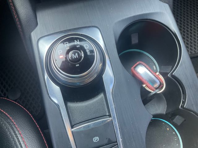 2019 FORD FOCUS 5門 藍 ST-LINE 1.5L 12.9萬公里 NT$350,000 有第三方認證，無待修、無泡水、無事故、三大保固  LINE:PT0974  #汽車#中古車#新車#原廠#代理商#貿易商#新古車#買車  第7張相片