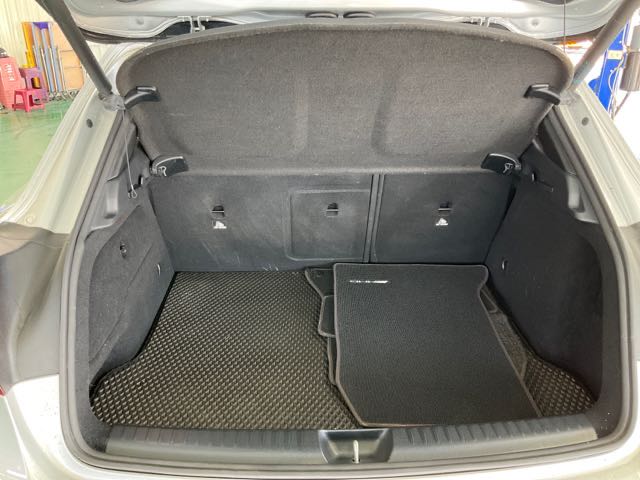 2019 BENZ GLA180 1.6L 4.4萬公里 NT$570,000 有第三方認證，無待修、無泡水、無事故、三大保固  LINE:PT0974  #汽車#中古車#新車#原廠#代理商#貿易商#新古車#買車#賣車#五股#新北市#台北市  第6張相片