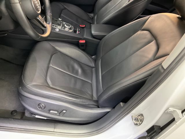 2018 Audi a3 35 tfsi 1.5l 8.4萬公里 NT$490,000 有第三方認證，無待修、無泡水、無事故、三大保固  LINE:PT0974  #汽車#中古車#新車#原廠#代理商#貿易商#新古車#買車#賣車#五股#新北市  第3張相片