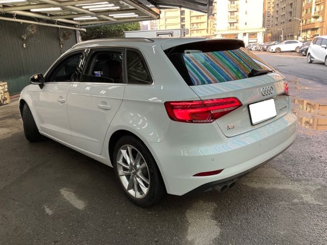 2018 Audi a3 35 tfsi 1.5l 8.4萬公里 NT$490,000 有第三方認證，無待修、無泡水、無事故、三大保固  LINE:PT0974  #汽車#中古車#新車#原廠#代理商#貿易商#新古車#買車#賣車#五股#新北市  第9張相片
