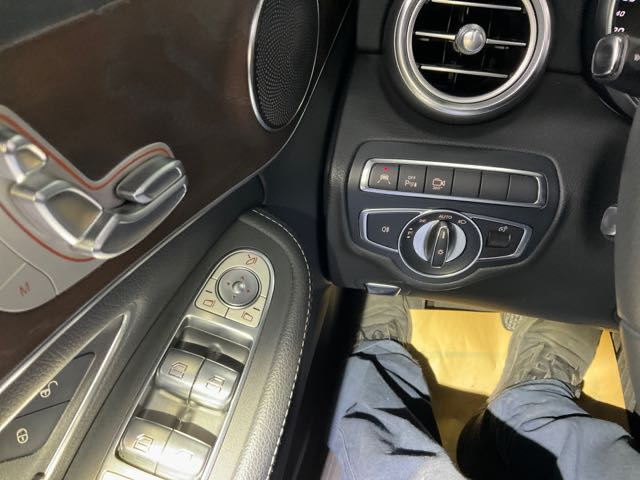 2017 BENZ C200 2.0L 5.9萬公里 NT$700,000 有第三方認證，無待修、無泡水、無事故、三大保固  LINE:PT0974  #汽車#中古車#新車#原廠#代理商#貿易商#新古車#買車#賣車#五股#新北市#台北市  第8張相片