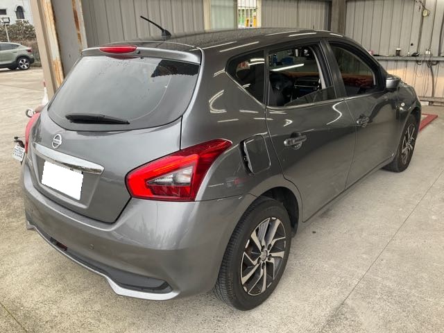 2020 Nissan tiida 5門 智能360版本 1.6l 1.9萬公里 NT$250,000 有第三方認證，無待修、無泡水、無事故、三大保固  LINE:PT0974  #汽車#中古車#新車#原廠#代理商#貿易商#新古車#買車  第9張相片