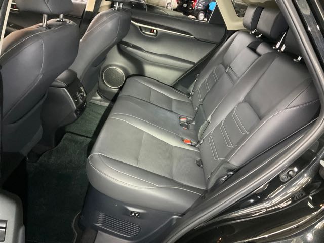 2020 LEXUS NX300 2.0L 8.3萬公里 旗艦版 NT$1,070,000 有第三方認證，無待修、無泡水、無事故、三大保固  LINE:PT0974  #汽車#中古車#新車#原廠#代理商#貿易商#新古車#買車#賣車#五股  第4張相片