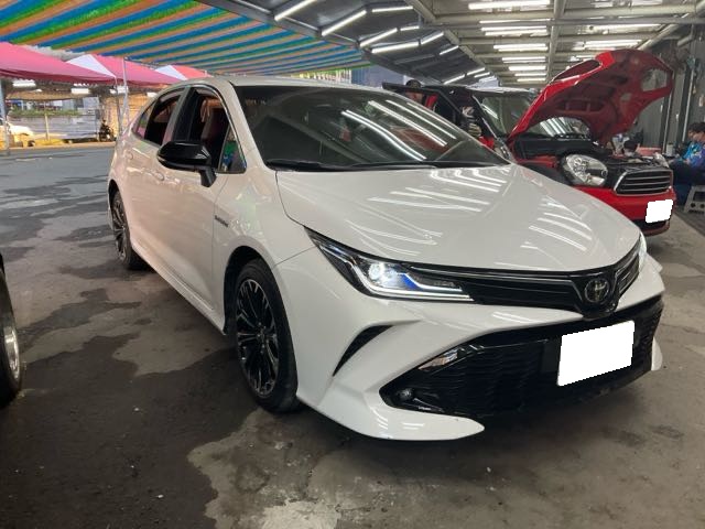 2020 TOYOTA ALTIS GR版本 油電 1.8L 5.8萬公里 NT$490,000 有第三方認證，無待修、無泡水、無事故、三大保固  LINE:PT0974  #汽車#中古車#新車#原廠#代理商#貿易商#新古車#買車#賣車  第1張相片