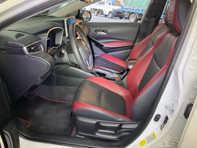 2020 TOYOTA ALTIS GR版本 油電 1.8L 5.8萬公里 NT$490,000 有第三方認證，無待修、無泡水、無事故、三大保固  LINE:PT0974  #汽車#中古車#新車#原廠#代理商#貿易商#新古車#買車#賣車  第3張相片