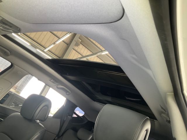 2019 HYUNDAI SANTA FE 柴油 2.2L 領袖款7人座 3.6萬公里 4WD NT$54萬 有第三方認證，無待修、無泡水、無事故、三大保固  LINE:PT0974  #汽車#中古車#新車#原廠#代理商#貿易商#新古車  第5張相片