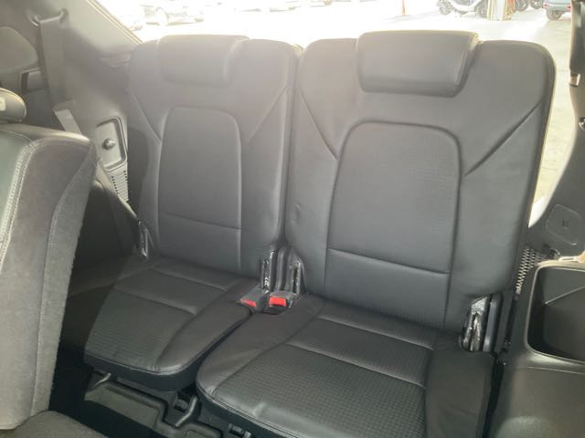 2019 HYUNDAI SANTA FE 柴油 2.2L 領袖款7人座 3.6萬公里 4WD NT$54萬 有第三方認證，無待修、無泡水、無事故、三大保固  LINE:PT0974  #汽車#中古車#新車#原廠#代理商#貿易商#新古車  第7張相片