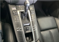 2018 PORSCHE MACAN 2.0L 7.7萬公里 總代理 沒天窗 NT$1,230,000 有第三方認證，無待修、無泡水、無事故、三大保固  LINE:PT0974  #汽車#中古車#新車#原廠#代理商#貿易商#新古車#買車  第5張縮圖