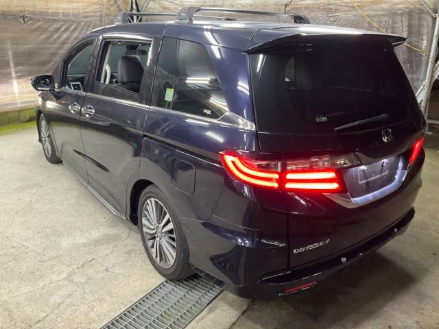 2019 HONDA ODYSSEY 2.4L APEX 七人座 11.3萬公里 NT$790,000 有第三方認證，無待修、無泡水、無事故、三大保固  LINE:PT0974  #汽車#中古車#新車#原廠#代理商#貿易商#新古車#買車  第9張相片