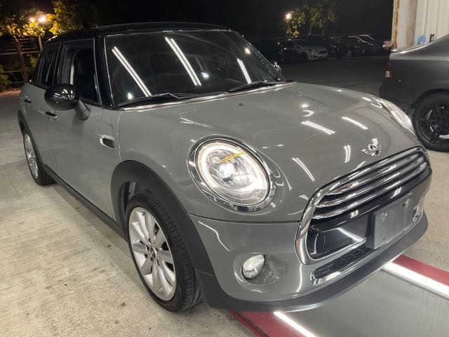 2017 MINI cooper 5門 1.5l 10萬公里 NT$350,000 有第三方認證，無待修、無泡水、無事故、三大保固  LINE:PT0974  #汽車#中古車#新車#原廠#代理商#貿易商#新古車#買車#賣車#五股#新北市#台  第1張相片