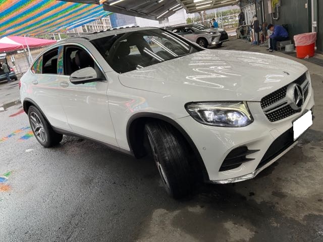 2017 Mercedes-Benz glc250 coupe 2.0l 11.6萬公里 NT$1,090,000 有第三方認證，無待修、無泡水、無事故、三大保固  LINE:PT0974  #汽車#中古車#新車#原廠#代理商#貿易商  第1張相片