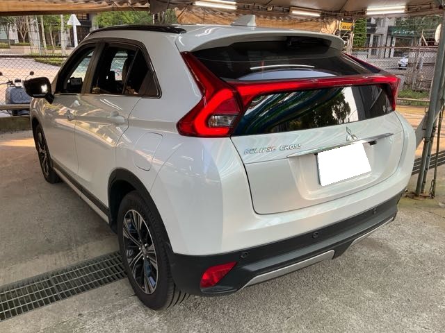 2019 三菱 ECLIPSE CORSS 日蝕 1.5L 4WD 5.4萬公里 NT$400,000 有第三方認證，無待修、無泡水、無事故、三大保固  LINE:PT0974  #汽車#中古車#新車#原廠#代理商#貿易商#新古車#買車  第9張相片