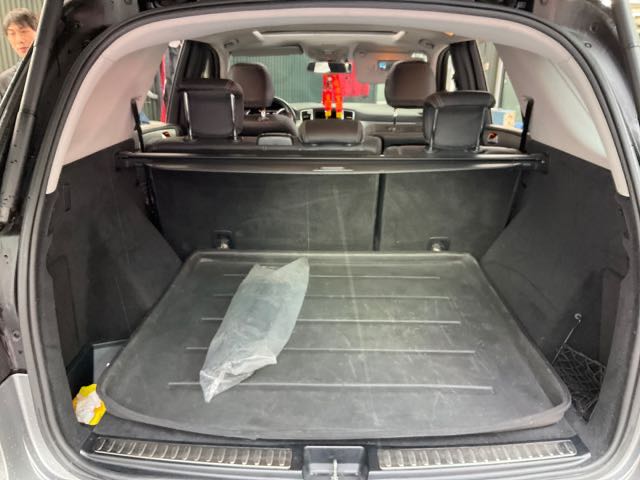 2014 Benz ml400 汽油 3.0l 12.1萬公里 天窗 後視鏡盲點 NT$340,000 有第三方認證，無待修、無泡水、無事故、三大保固  LINE:PT0974  #汽車#中古車#新車#原廠#代理商#貿易商#新古車#買車  第5張相片