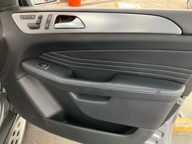2014 Benz ml400 汽油 3.0l 12.1萬公里 天窗 後視鏡盲點 NT$340,000 有第三方認證，無待修、無泡水、無事故、三大保固  LINE:PT0974  #汽車#中古車#新車#原廠#代理商#貿易商#新古車#買車  第7張相片