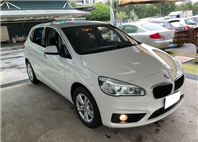2016 BMW 218I 1.5L 5.3萬公里 NT$300,000 有第三方認證，無待修、無泡水、無事故、三大保固  LINE:PT0974  #汽車#中古車#新車#原廠#代理商#貿易商#新古車#買車#賣車#五股#新北市#台北市#桃園  第1張縮圖