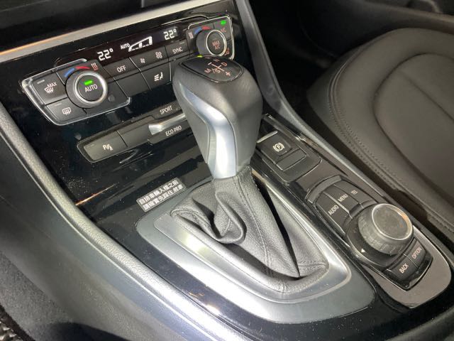 2016 BMW 218I 1.5L 5.3萬公里 NT$300,000 有第三方認證，無待修、無泡水、無事故、三大保固  LINE:PT0974  #汽車#中古車#新車#原廠#代理商#貿易商#新古車#買車#賣車#五股#新北市#台北市#桃園  第7張相片
