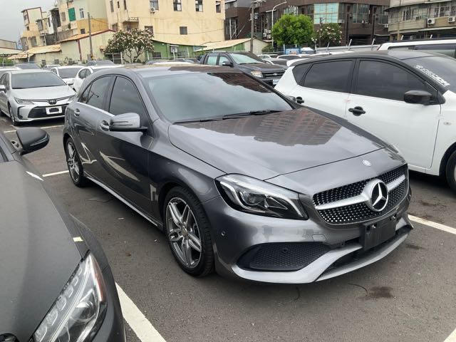 2016 BENZ A180 1.6L 4.8萬公里 NT$540,000 有第三方認證，無待修、無泡水、無事故、三大保固  LINE:PT0974  #汽車#中古車#新車#原廠#代理商#貿易商#新古車#買車#賣車#五股#新北市#台北市  第1張相片