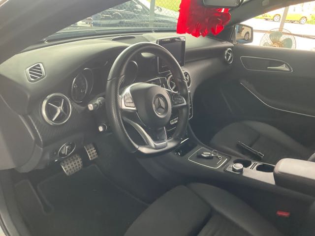 2016 BENZ A180 1.6L 4.8萬公里 NT$540,000 有第三方認證，無待修、無泡水、無事故、三大保固  LINE:PT0974  #汽車#中古車#新車#原廠#代理商#貿易商#新古車#買車#賣車#五股#新北市#台北市  第2張相片