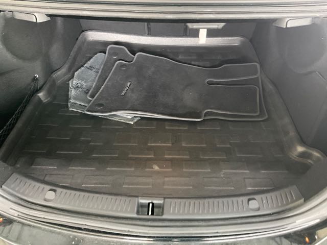 2017 BENZ E300 2.0L 7.8萬公里 沒ACC NT$1,050,000 有第三方認證，無待修、無泡水、無事故、三大保固  LINE:PT0974  #汽車#中古車#新車#原廠#代理商#貿易商#新古車#買車#賣車#五股#新北  第4張相片