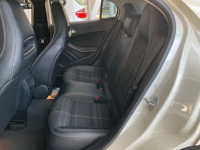 2014 BENZ GLA200 1.5L 9.8萬公里 NT$350,000  第3張相片