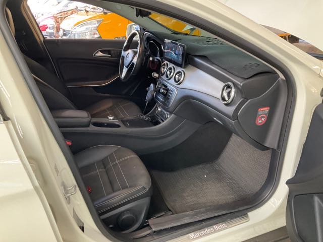 2014 BENZ GLA200 1.5L 9.8萬公里 NT$350,000  第5張相片