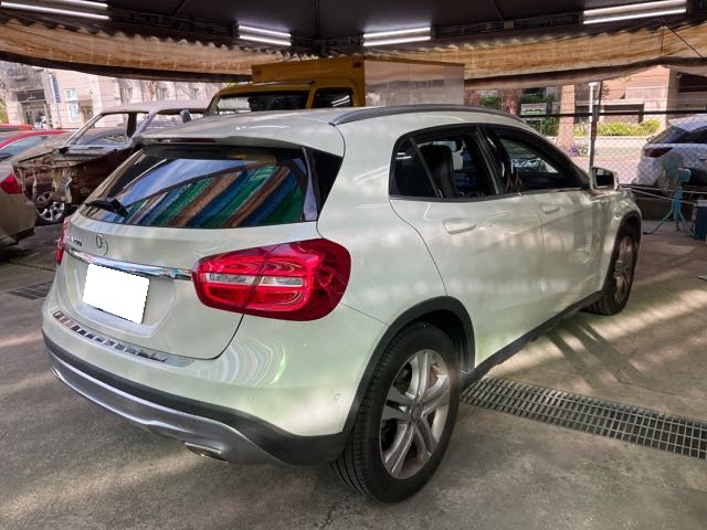 2014 BENZ GLA200 1.5L 9.8萬公里 NT$350,000  第9張相片