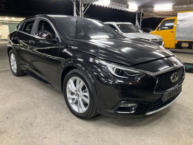 2016 INFINITI Q30 風尚版 1.6L 10.7萬公里 NT$340,000 有第三方認證，無待修、無泡水、無事故、三大保固  LINE:PT0974  #汽車#中古車#新車#原廠#代理商#貿易商#新古車#買車#賣車#五股  第1張相片